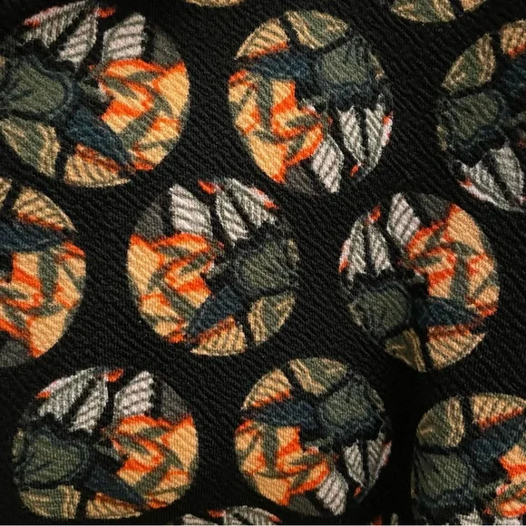 LuLaRoe Amelia - Picture 4 of 5